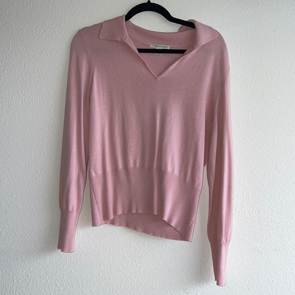Vintage light pink collared sweater